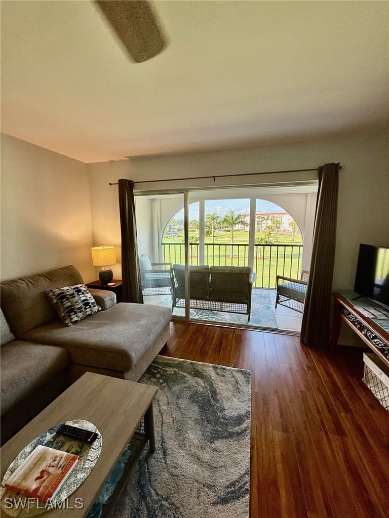 9 High Point Circle N #305, Naples, FL 34103 photo 4