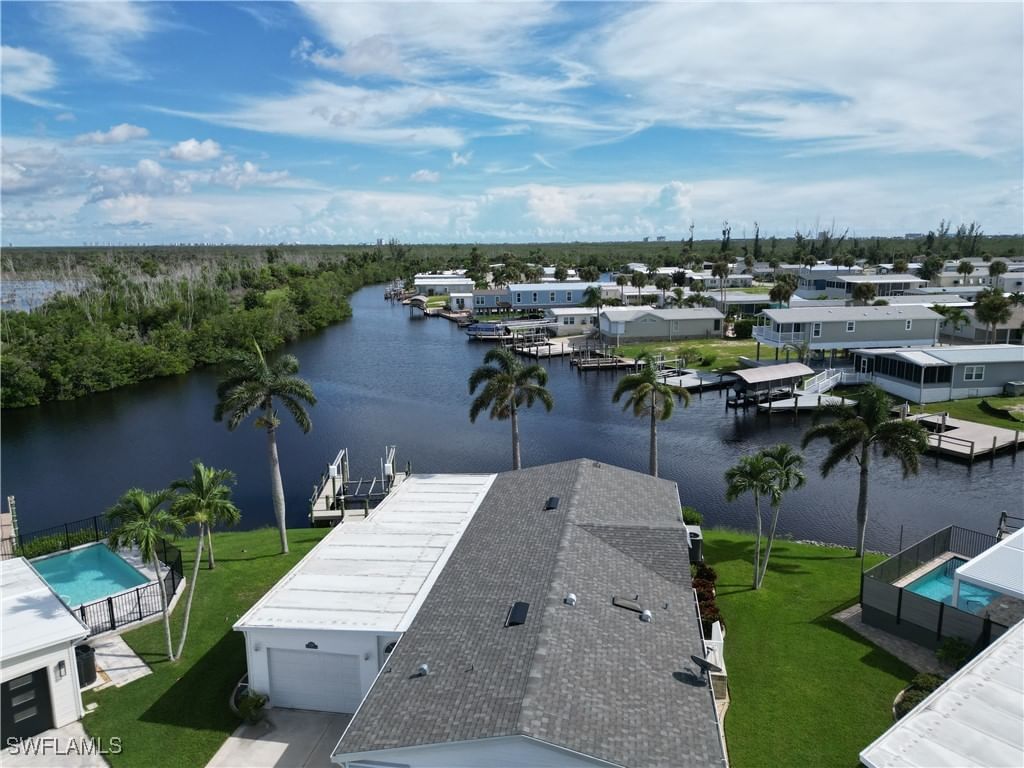 17741 Canal Cove Court, Fort Myers Beach, FL 33931 photo 3