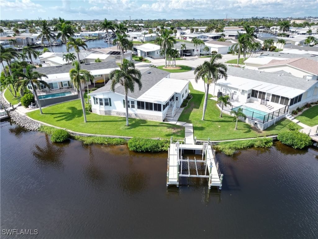 17741 Canal Cove Court, Fort Myers Beach, FL 33931 photo 5
