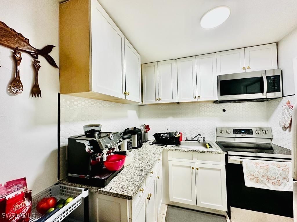 22 Westminster Street N, Lehigh Acres, FL 33936 photo 4