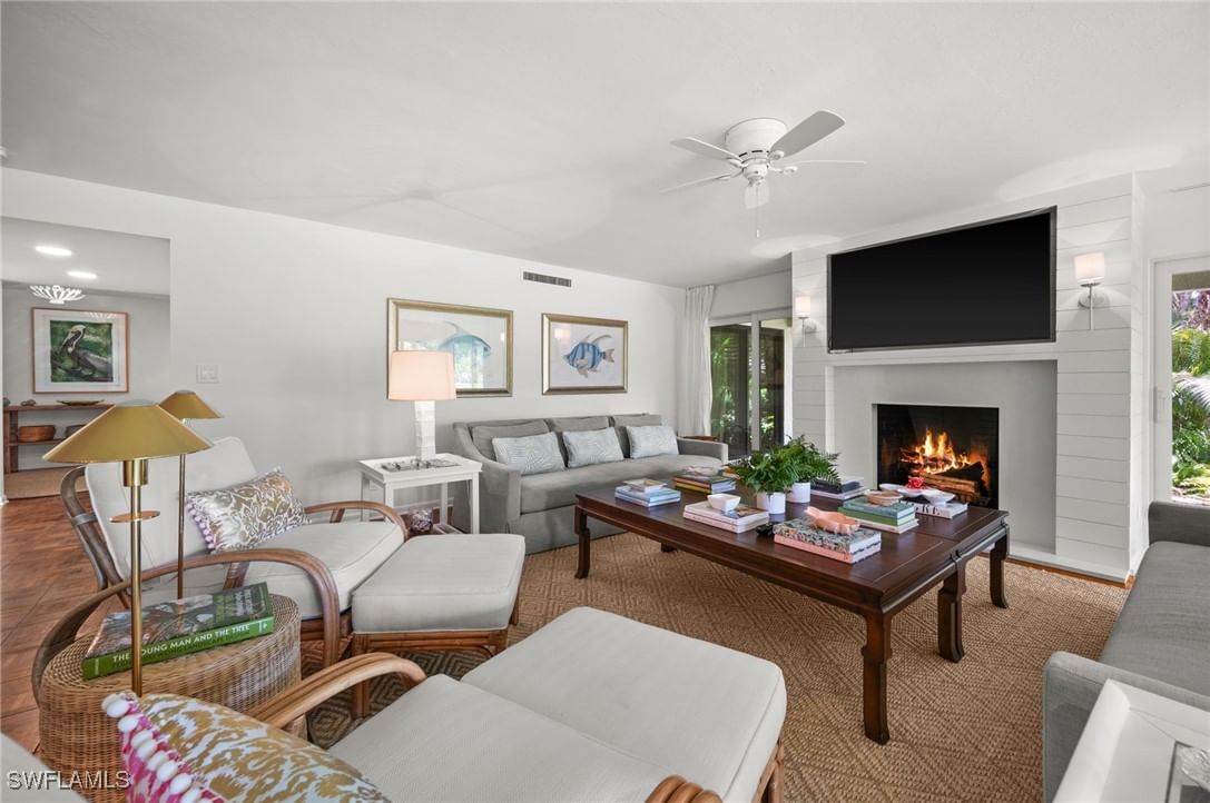 100 Tall Pine Lane #1101, Naples, FL 34105 photo 4
