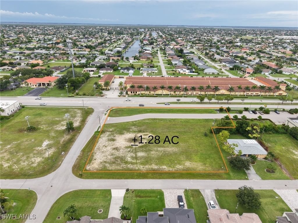 4441 Chiquita Boulevard S, Cape Coral, FL 33914 photo 4