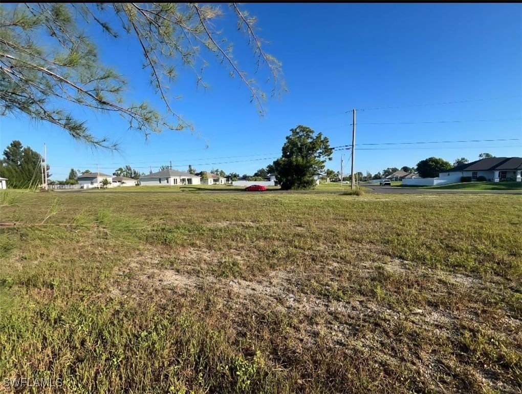 2130 NE 35th Lane, Cape Coral, FL 33909 photo 2