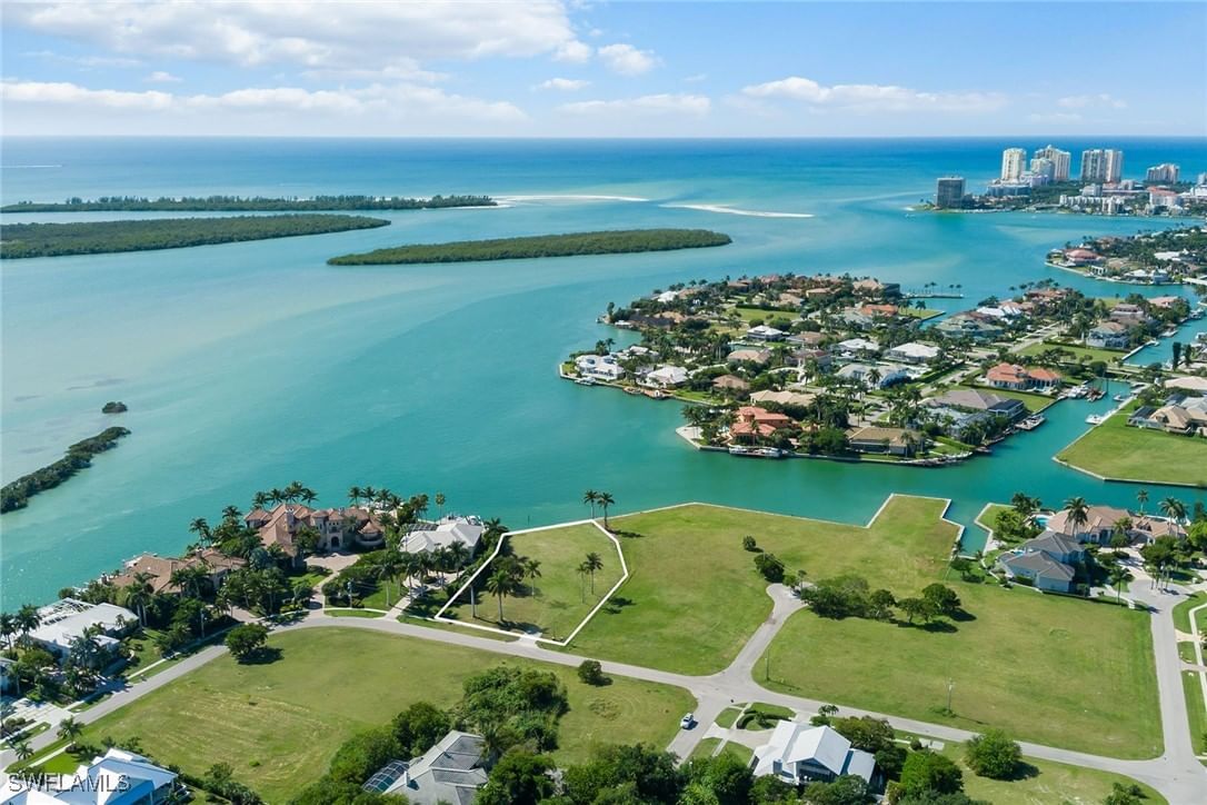 1028 W Inlet Drive, Marco Island, FL 34145 photo 2