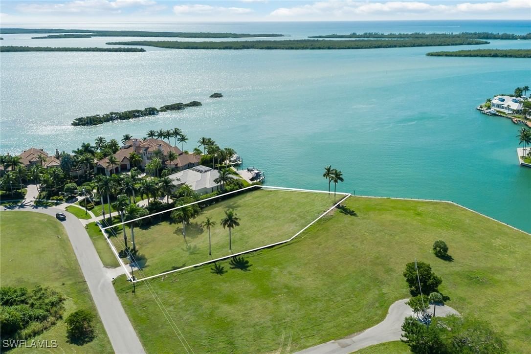 1028 W Inlet Drive, Marco Island, FL 34145 photo 3