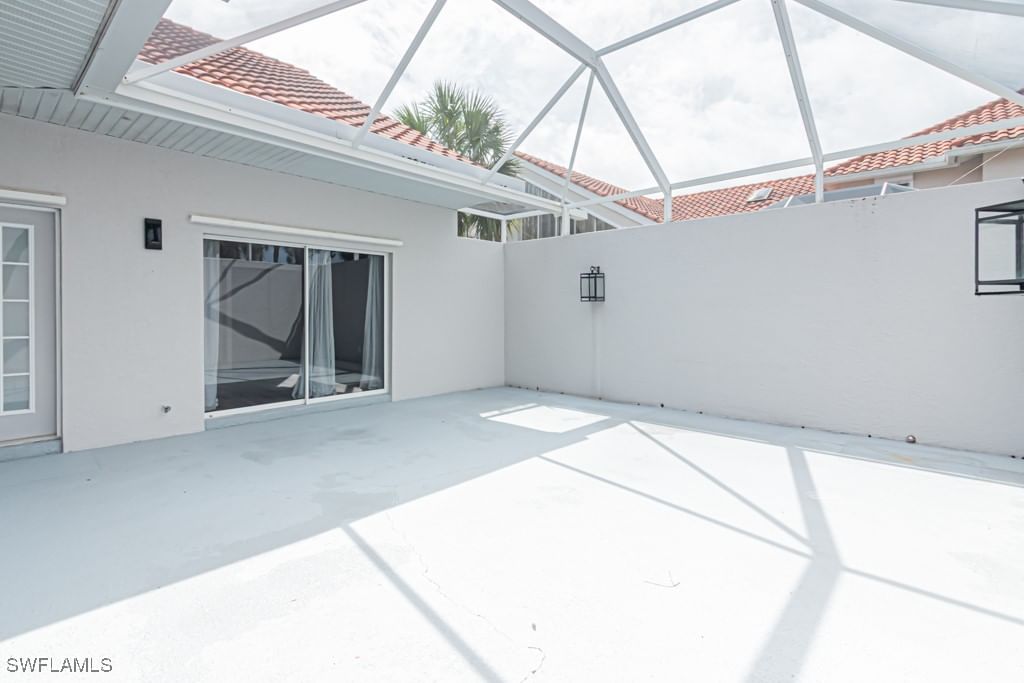 4544 Court Way #18D, Naples, FL 34109 photo 5