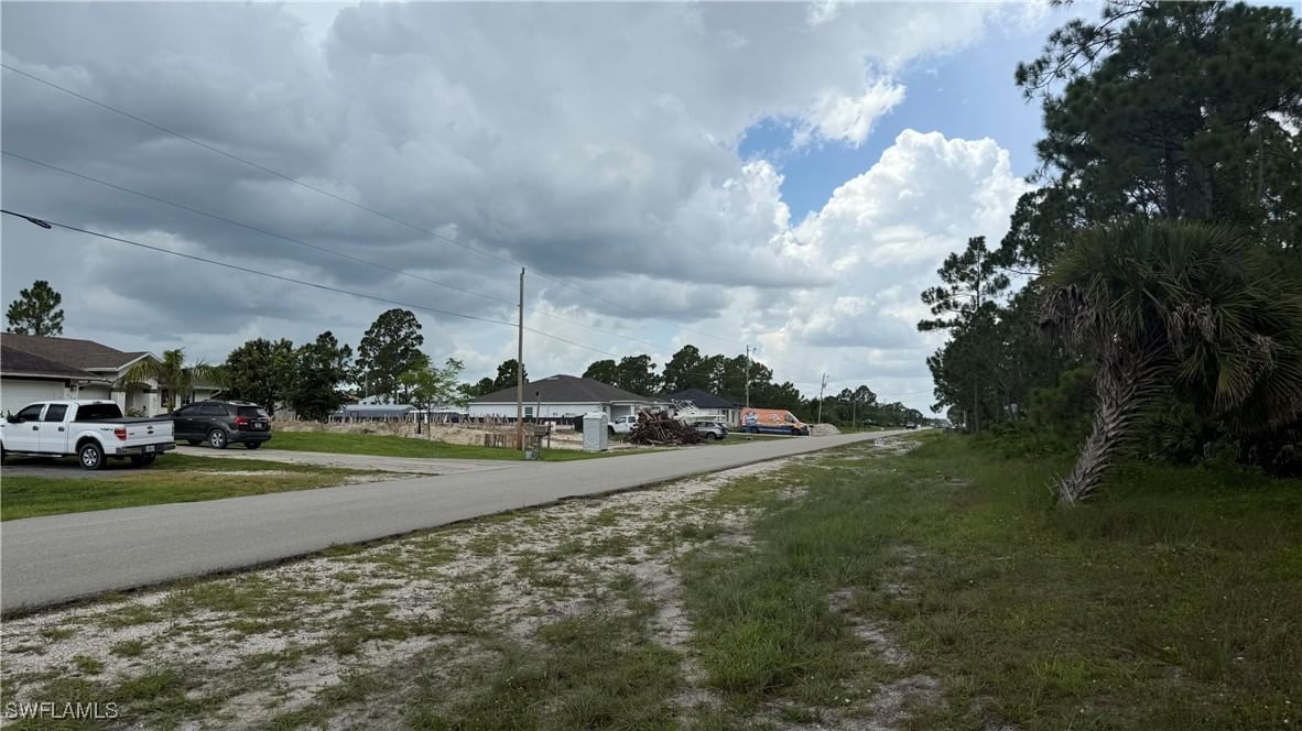 1077 Jaguar Boulevard, Lehigh Acres, FL 33974 photo 3