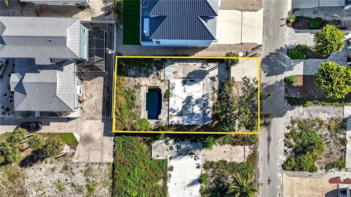 117 Hibiscus Drive, Fort Myers Beach, FL 33931 photo 4