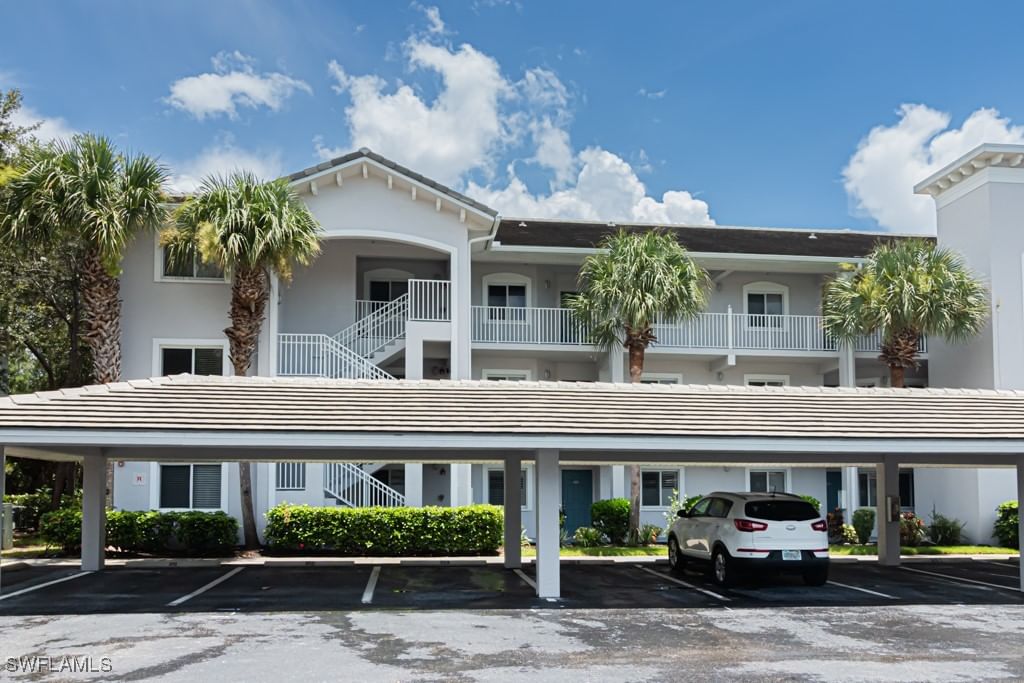 7811 Regal Heron Circle #302, Naples, FL 34104 photo 2