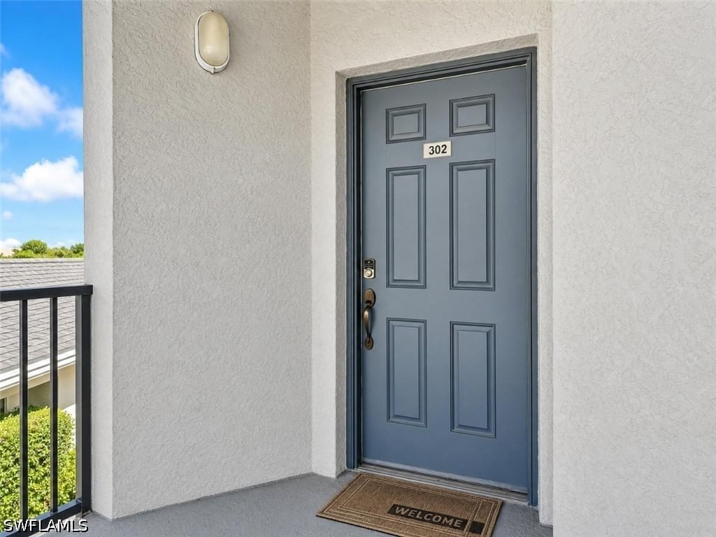 7811 Regal Heron Circle #302, Naples, FL 34104 photo 4