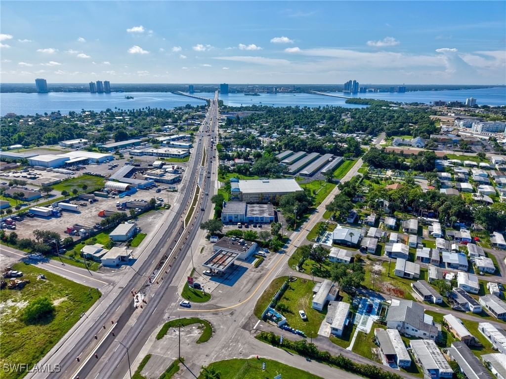 1357 N Tamiami Trail, North Fort Myers, FL 33903 photo 4