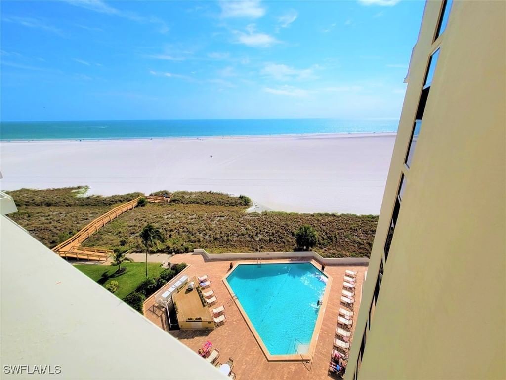 180 Seaview Court #901, Marco Island, FL 34145 photo 3