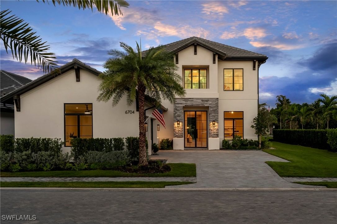 6704 Newport Road, Naples, FL 34109 photo 2