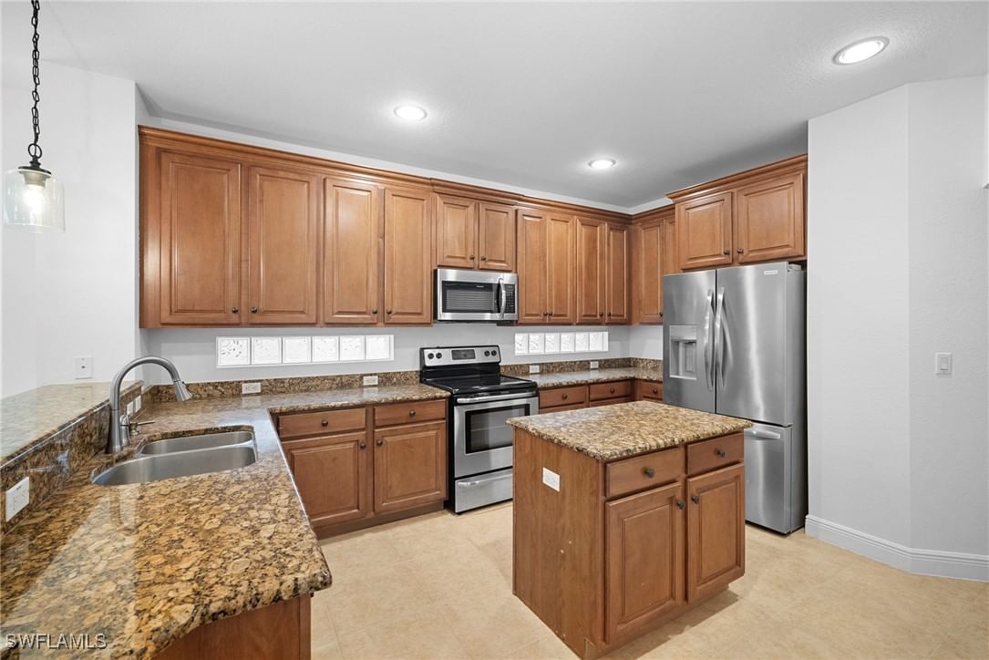8286 Sumner Avenue #1, Fort Myers, FL 33908 photo 4
