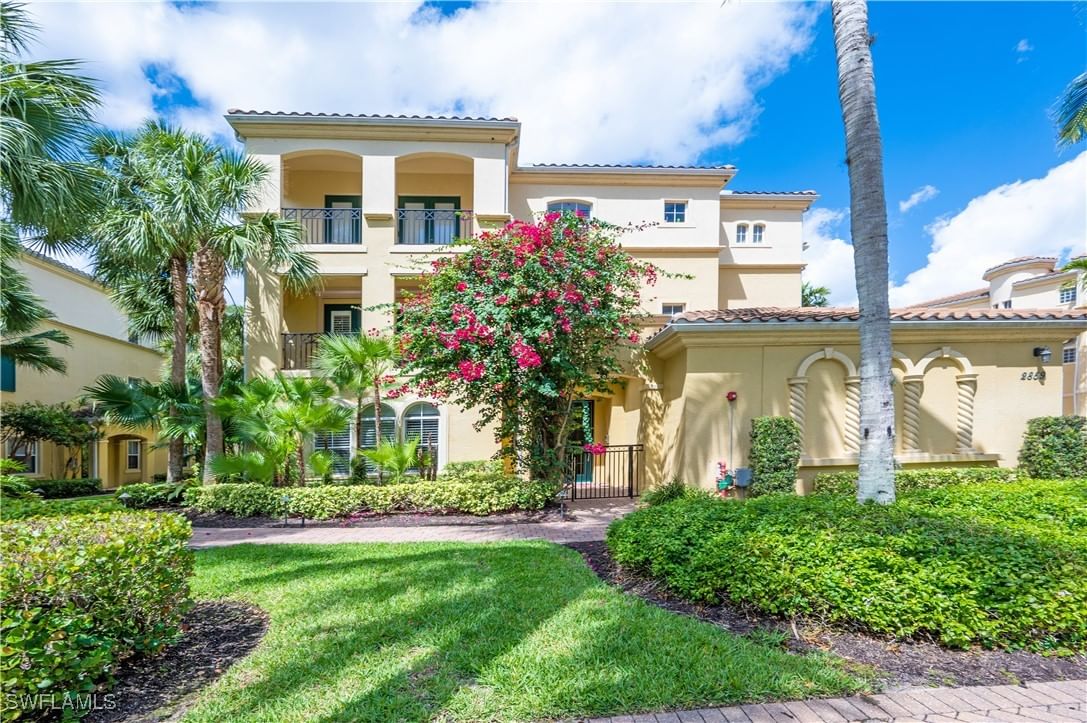 2859 Tiburon Boulevard E #102, Naples, FL 34109 photo 2