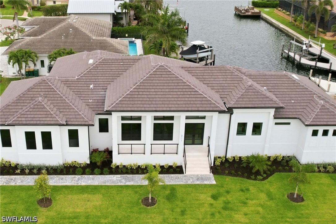 211 Landmark Street, Marco Island, FL 34145 photo 2