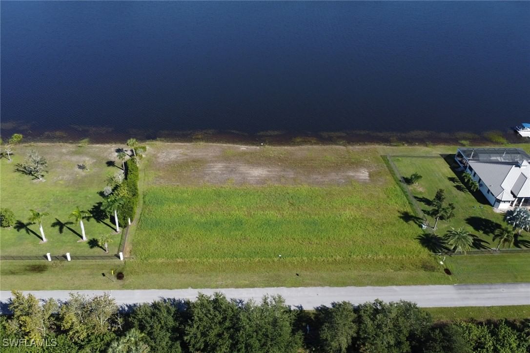625 Shady Hollow Boulevard W, Naples, FL 34120 photo 4