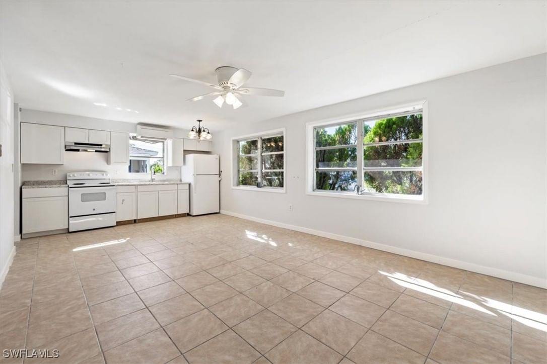 681/683 95th Avenue N, Naples, FL 34108 photo 5