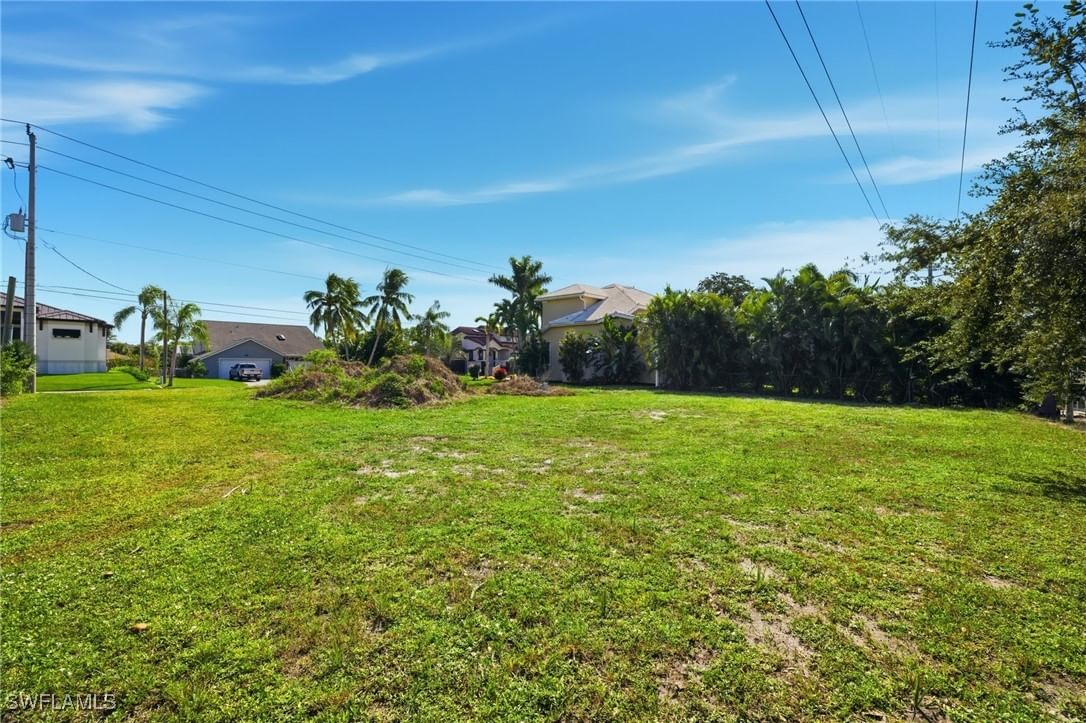 27090 Holly Lane, Bonita Springs, FL 34135 photo 3