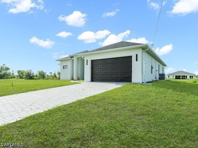 31 NW 19th Terrace, Cape Coral, FL 33993 photo 3