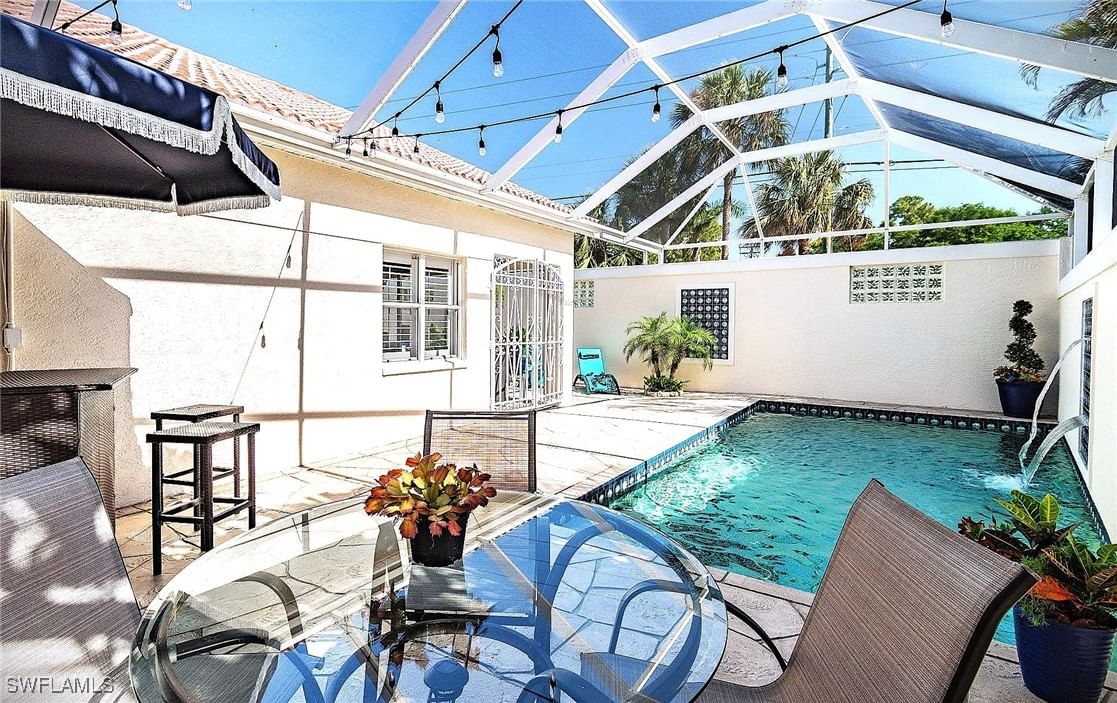 102 Palm Frond Court, Naples, FL 34104 photo 2