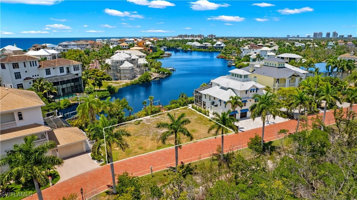 239 Bayfront Drive, Bonita Springs, FL 34134 photo 4