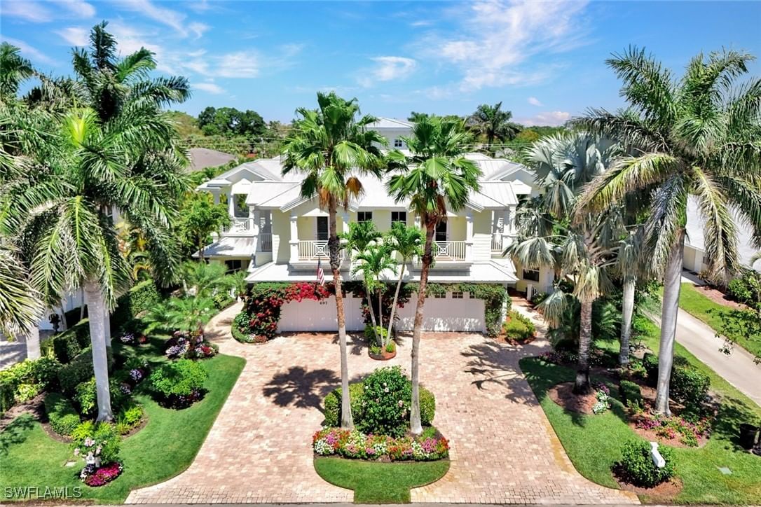 699 Fairway Terrace, Naples, FL 34103 photo 4