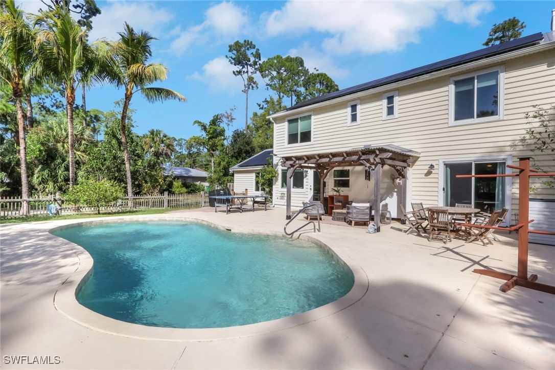 5092 Boxwood Way, Naples, FL 34116 photo 4
