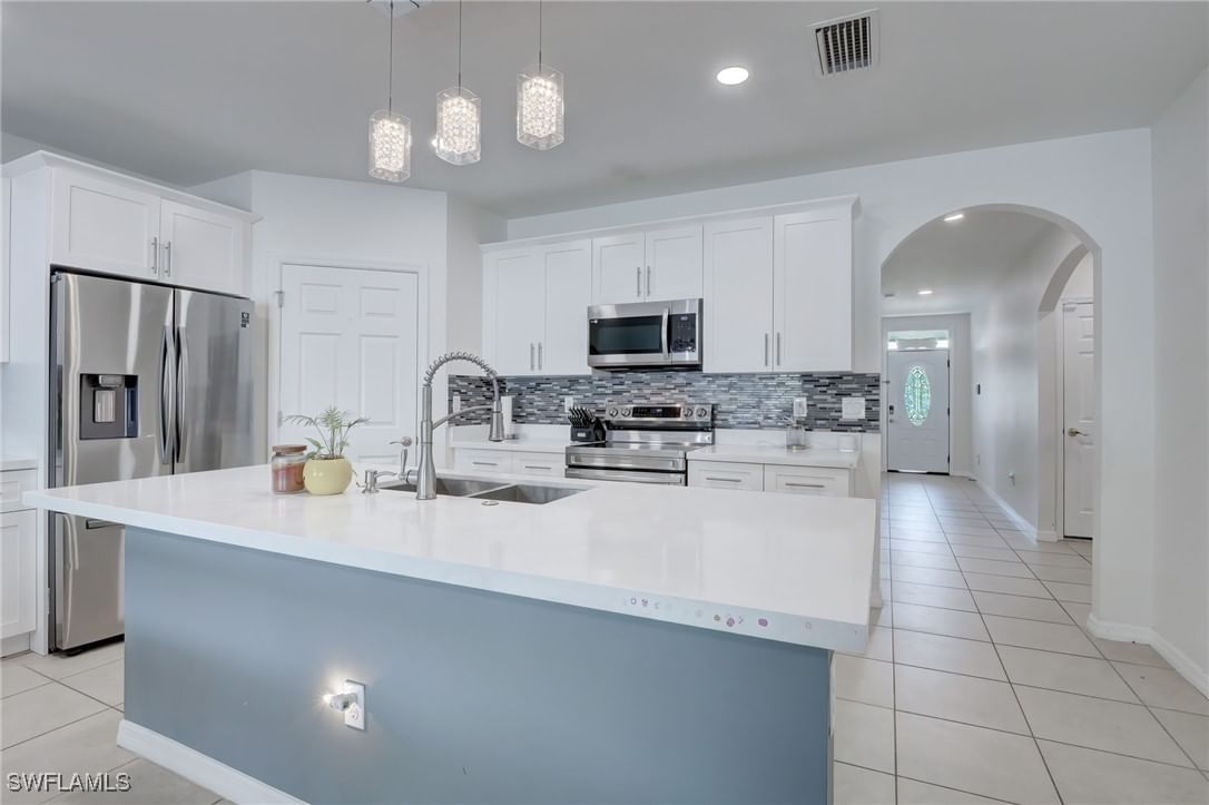 1626 SW 6th Avenue, Cape Coral, FL 33991 photo 3