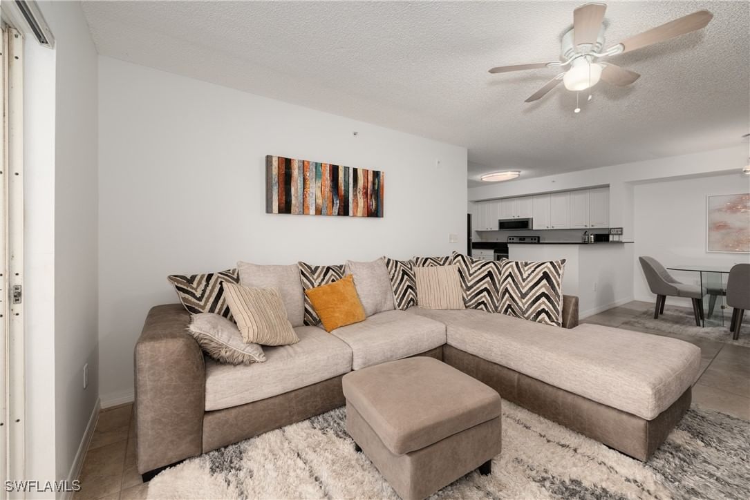 8290 Ibis Club Lane #902, Naples, FL 34104 photo 3