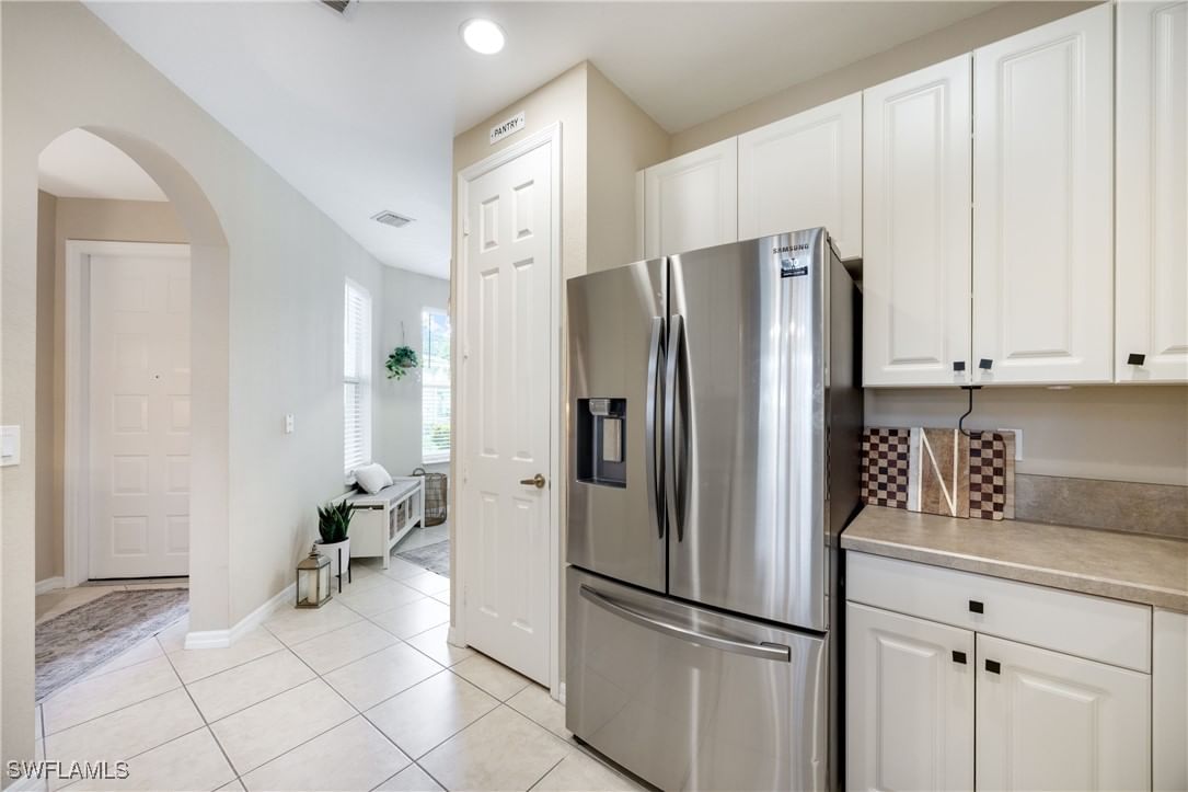 1320 Mariposa Circle #104, Naples, FL 34105 photo 4