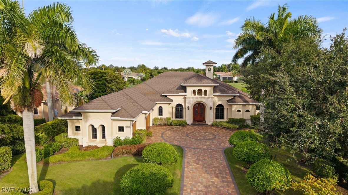 6068 Sunnyslope Drive, Naples, FL 34119 photo 5