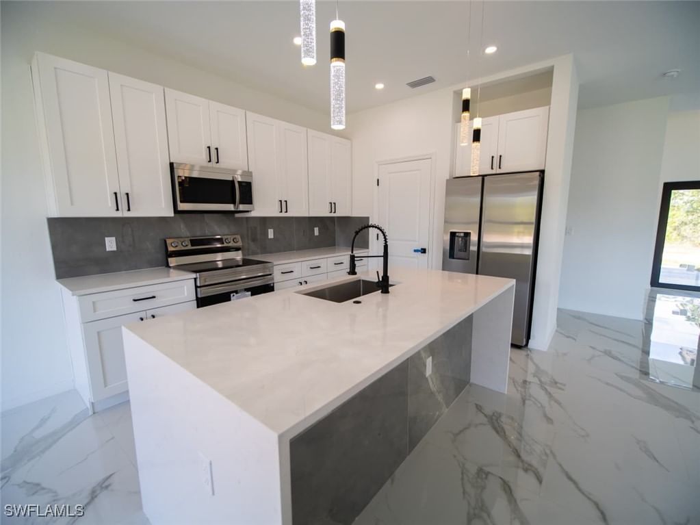 1515 CORTEZ Avenue, Lehigh Acres, FL 33972 photo 3