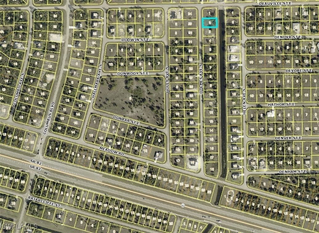 1129 Holmes Avenue S, Lehigh Acres, FL 33974 photo 5