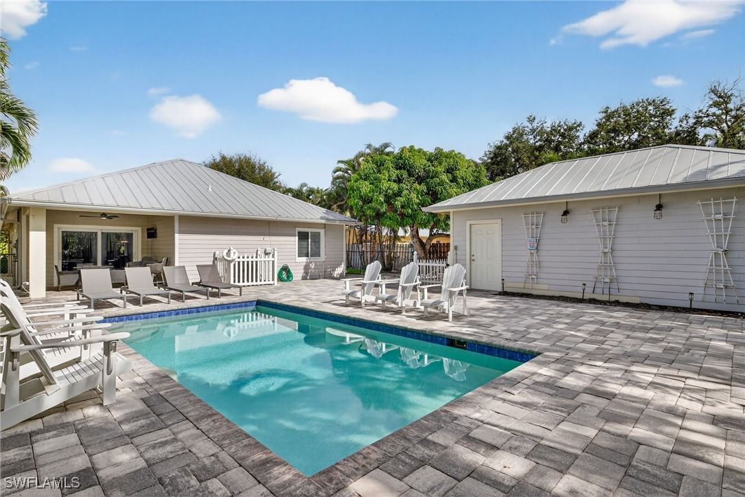 740 5th Avenue N, Naples, FL 34102 photo 2