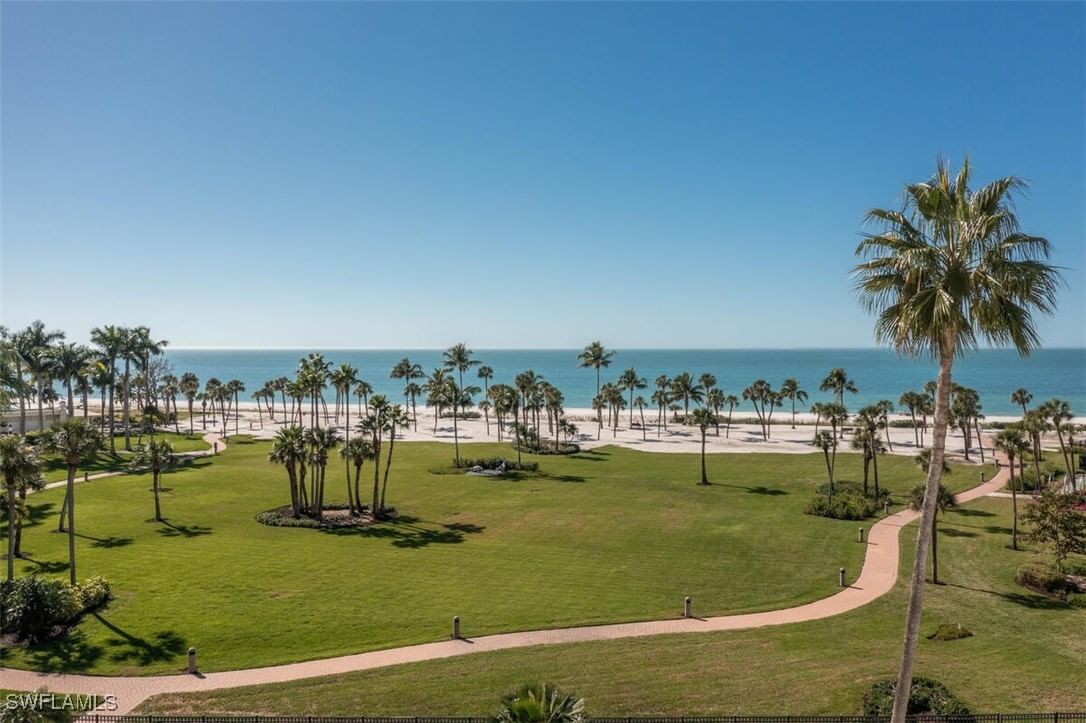 4031 Gulf Shore Boulevard N #6B, Naples, FL 34103 photo 2