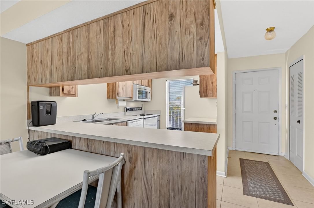16031 Dublin Circle #204, Fort Myers, FL 33908 photo 5