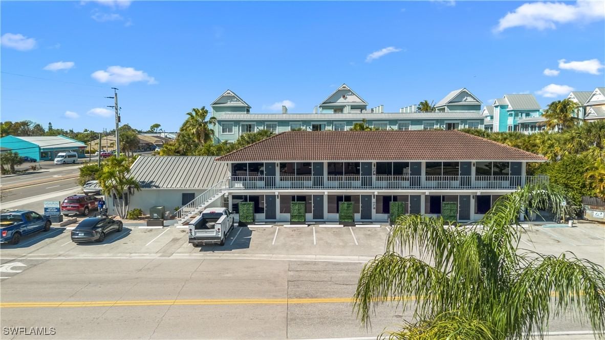 4330 Bonita Beach Road, Bonita Springs, FL 34134 photo 4
