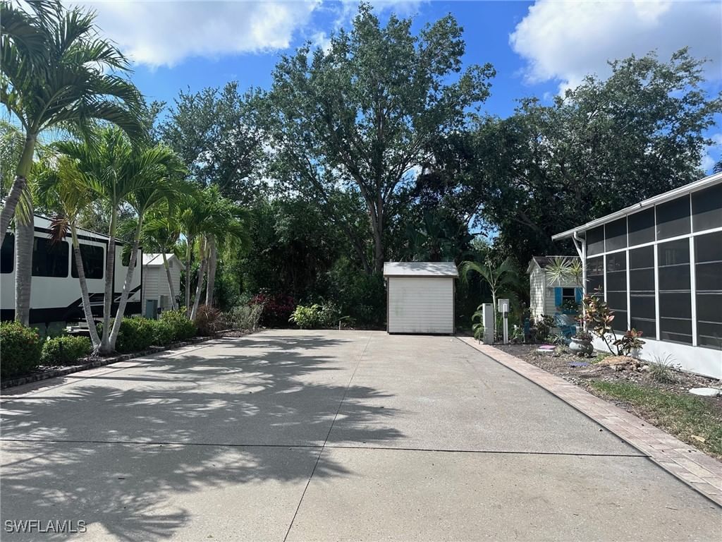1602 Diamond Lake Circle, Naples, FL 34114 photo 3