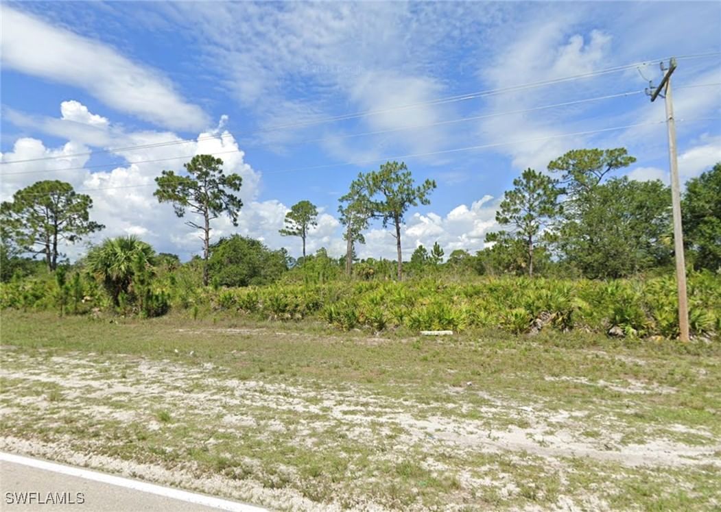 648 Columbus Blvd S, Lehigh Acres, FL 33974 photo 2