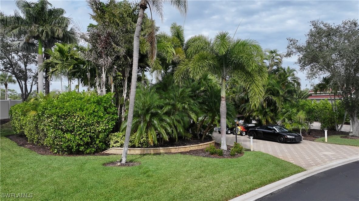 4662 Southern Breeze Drive, Naples, FL 34114 photo 3