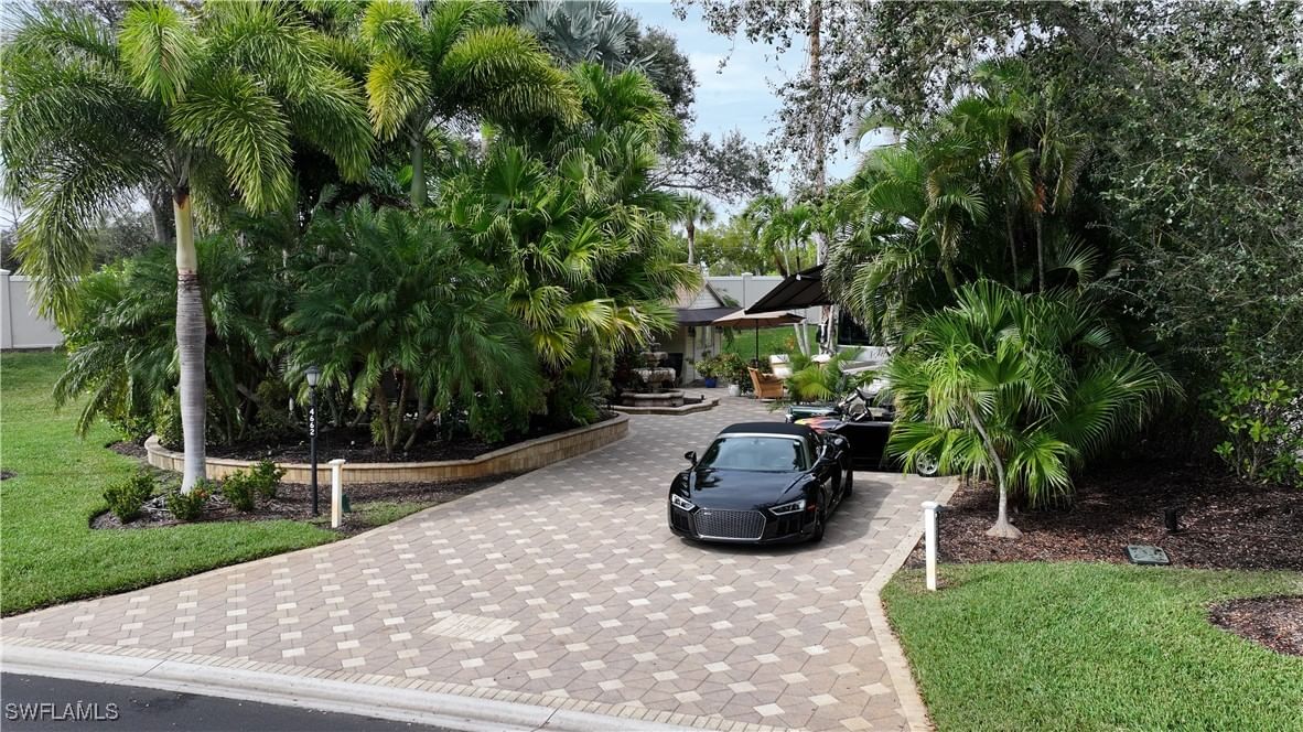 4662 Southern Breeze Drive, Naples, FL 34114 photo 4