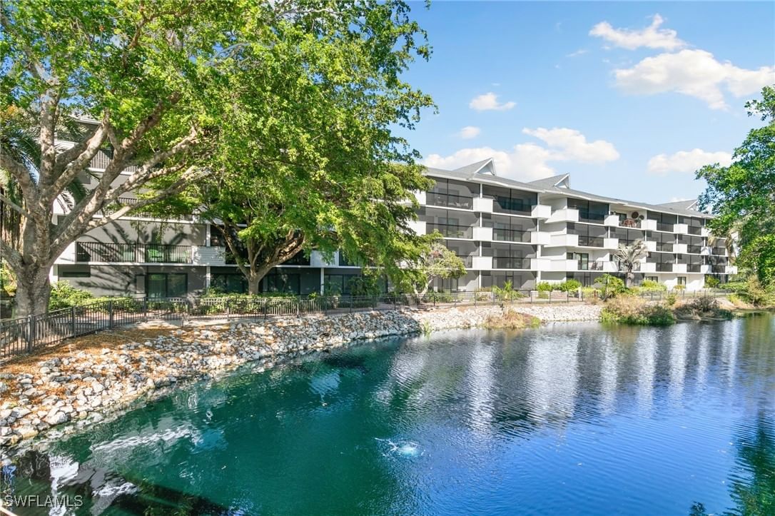 600 Neapolitan Way #257, Naples, FL 34103 photo 3