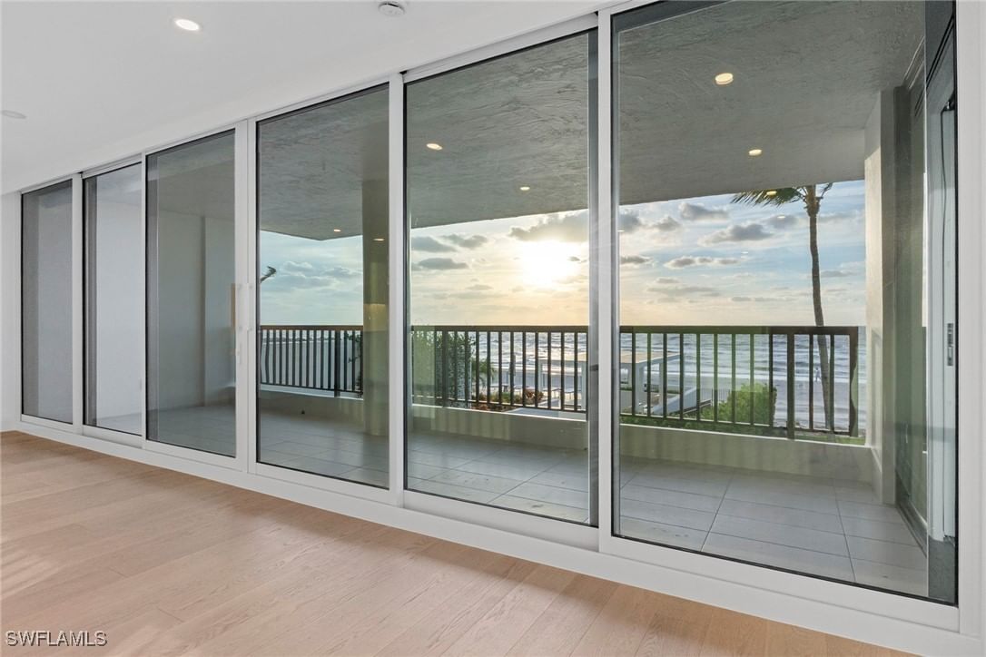2388 Gulf Shore Boulevard N #204, Naples, FL 34103 photo 4