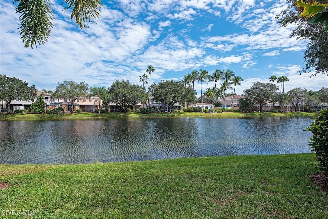 5697 Cove Circle #42, Naples, FL 34119 photo 4