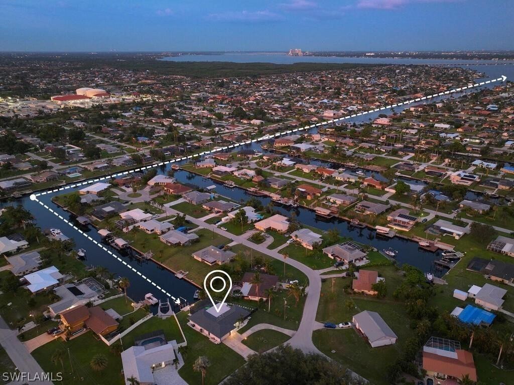 1627 SE 29th Terrace, Cape Coral, FL 33904 photo 2