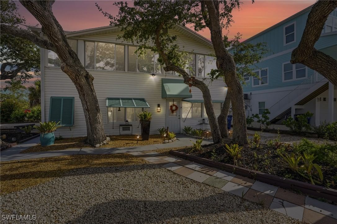5474 Oak Ridge Avenue, Fort Myers Beach, FL 33931 photo 2