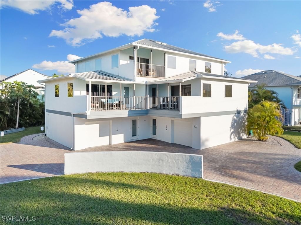 821 Palm Street, Marco Island, FL 34145 photo 2