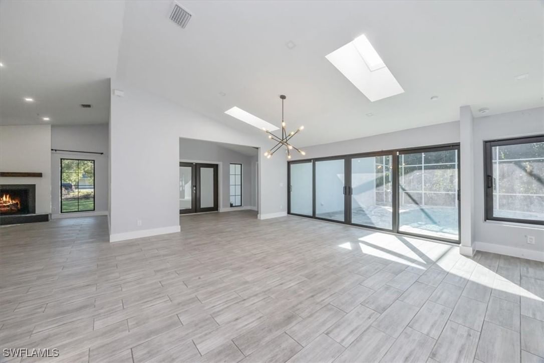 6161 Waxmyrtle Way, Naples, FL 34109 photo 4