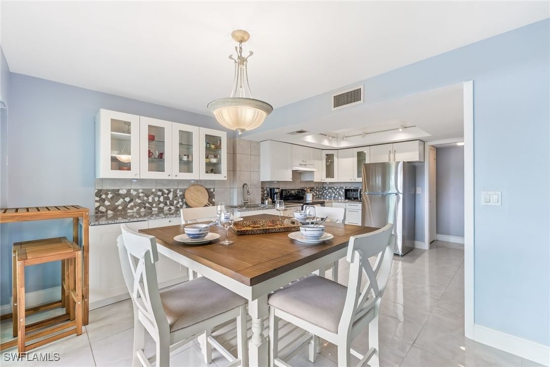1724 Bald Eagle Drive #512C, Naples, FL 34105 photo 4